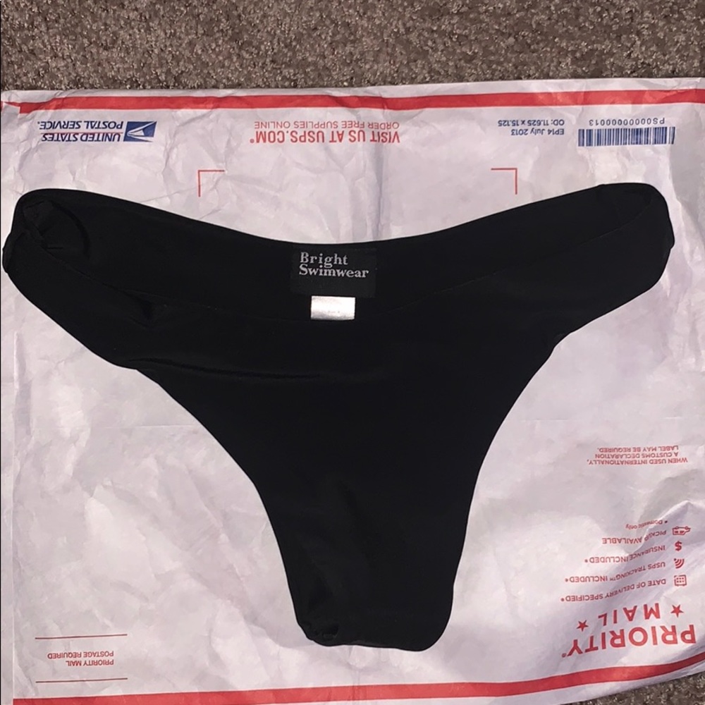 Black bikini NWOT